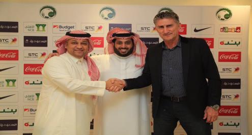 رسمياً.. السعودية تتعاقد مع الأرجنتيني باوزا لقيادتهم في كأس العالم